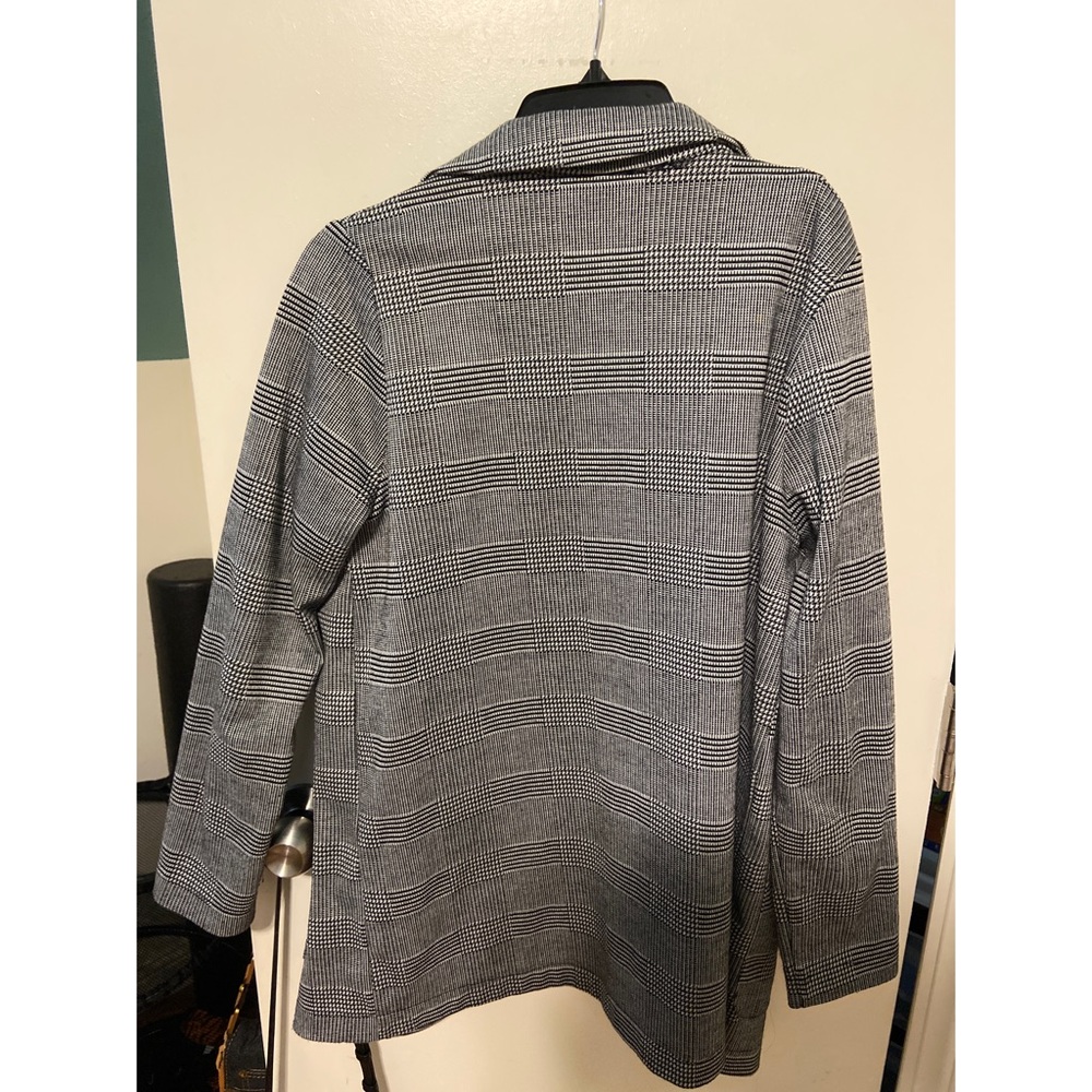 H&M Divided gray plaid blazer size 8
